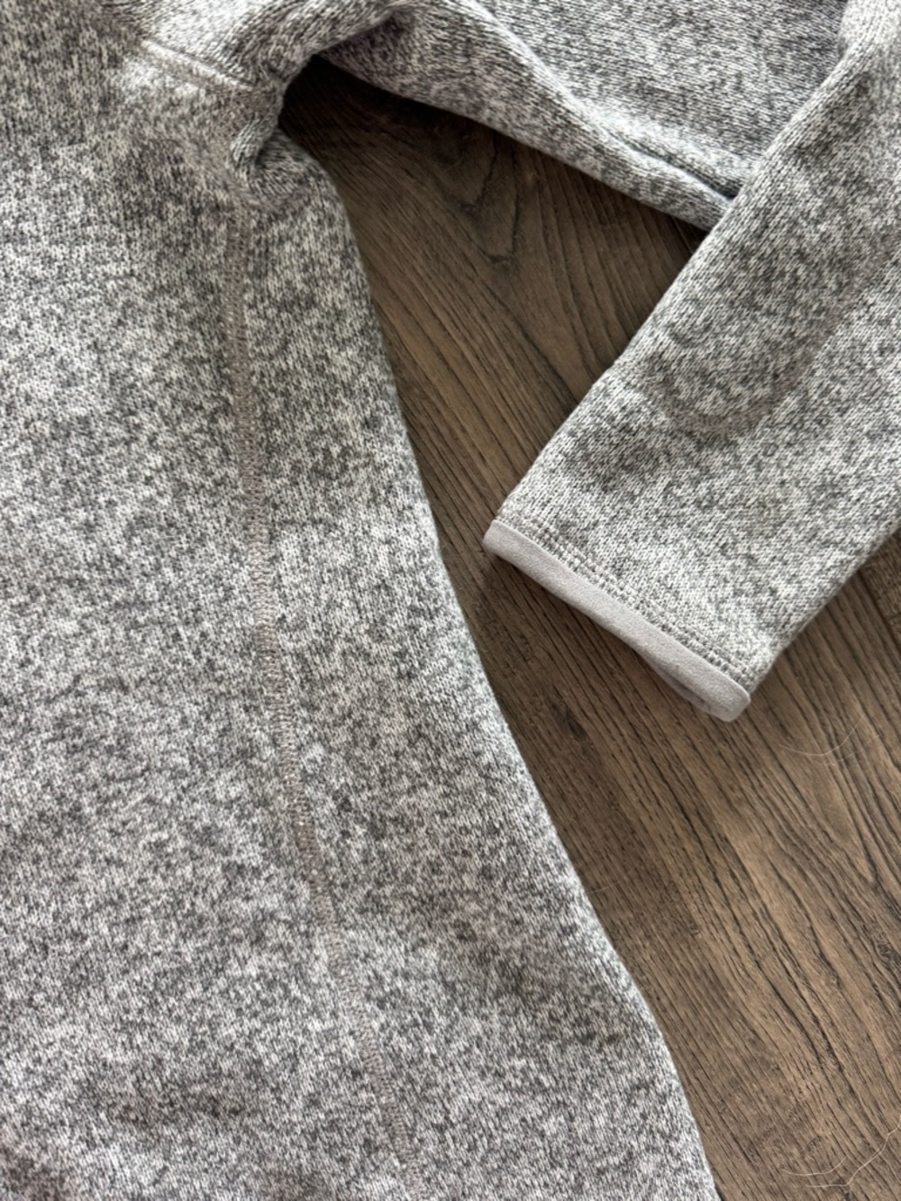 Patagonia Heather Gray Quarter-Zip Fleece Pullover - Picture 4 of 5